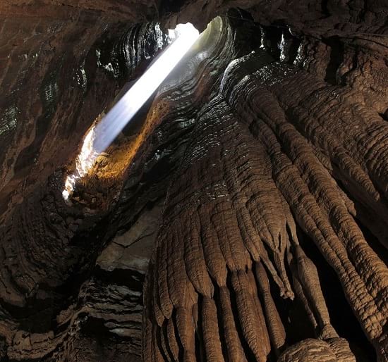 t زیباترین غارهای جهان‎